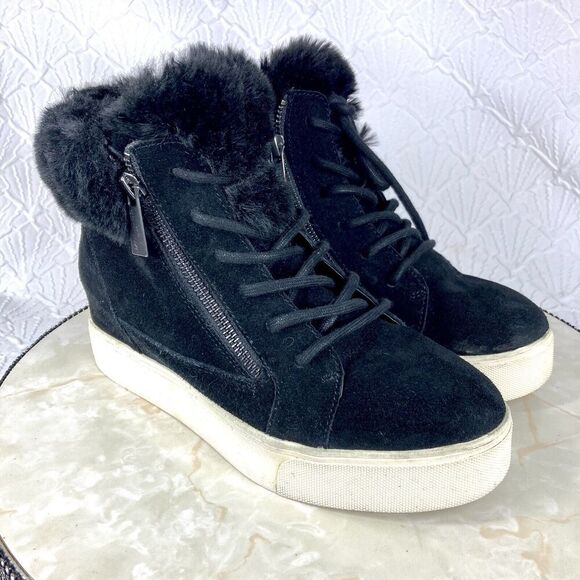 J/SLIDES Black Ankle Booties with Fur Detail - Picture 2 of 11